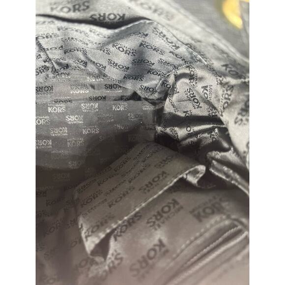 MICHAEL KORS Bedford Zip Gold
Studded BLACK Nylon Leather Large
Backpack - Picture 16 of 16